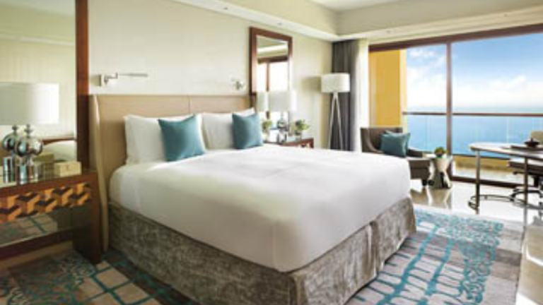 Deluxe Seaview King Room