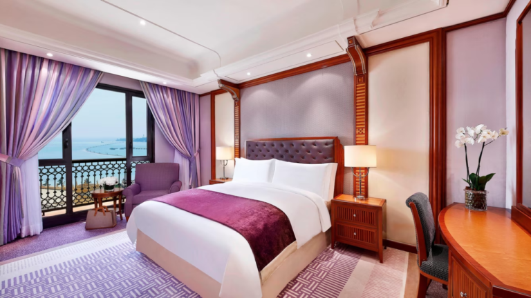 Deluxe Guest room, 1 King, Sea view