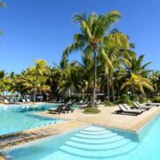 hotel-holiday-15.879062438b3d0a128003c952b91d4d2b